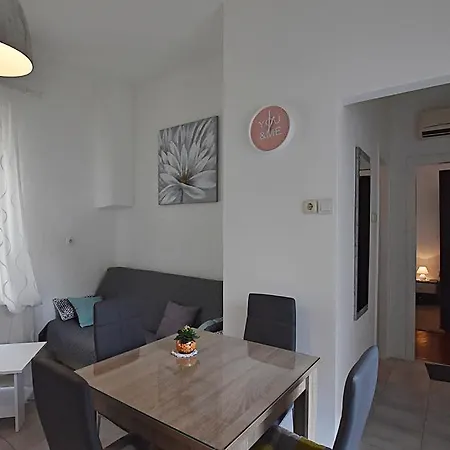 Apartment Apartment Gita Zadar